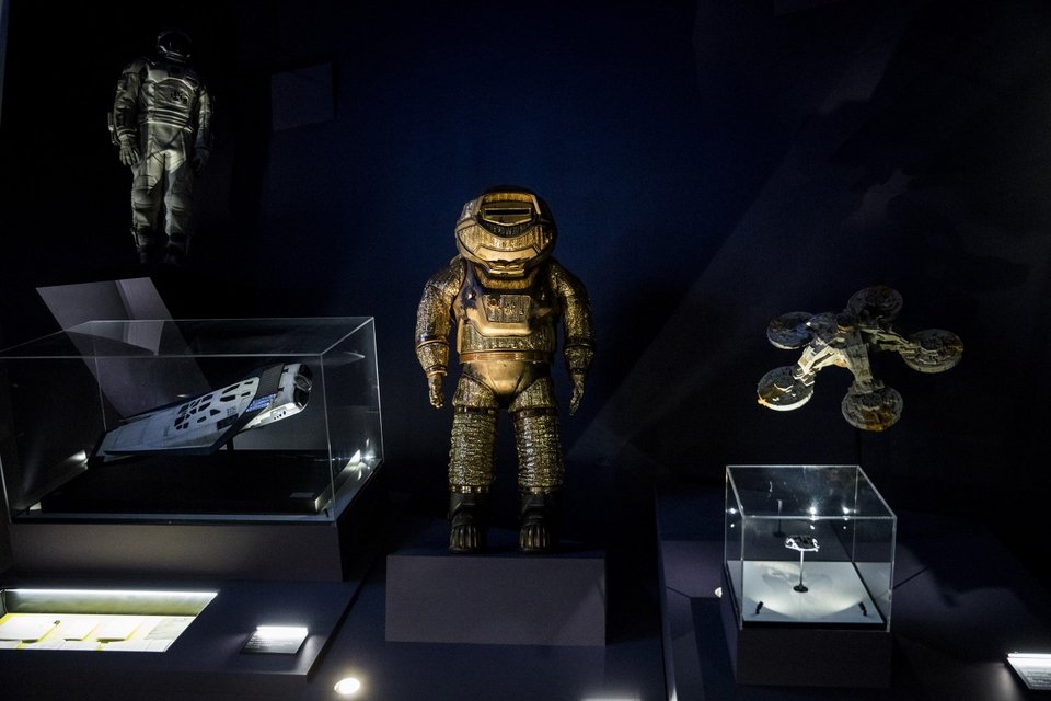 Science Fiction: Μία έκθεση για τους λάτρεις του Star Wars, του Alien και του «1984» [εικόνες]  | iefimerida.gr 2