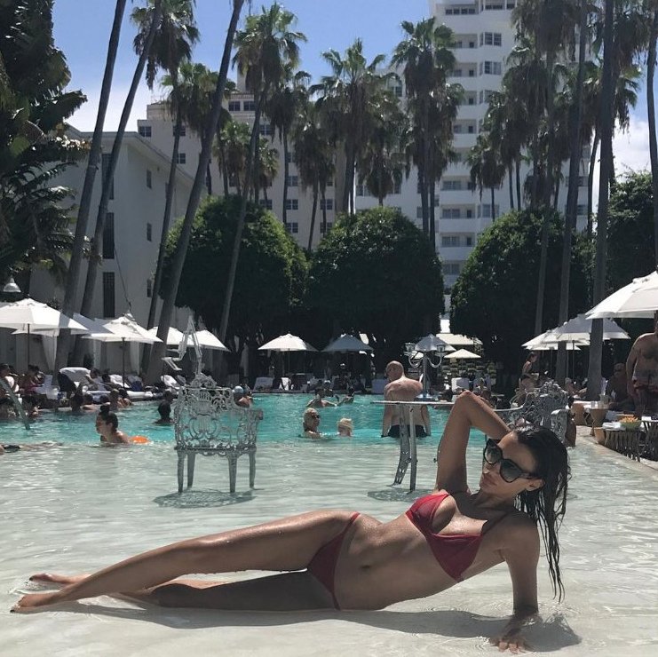 Για πρώτη φορά μαζί στο φακό: Κώστας Κοκκινάκης και Σοφία Χαρμαντά, στη Ρόδο [εικόνες] | iefimerida.gr 12