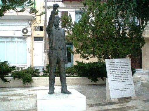 Ναπολέων Σουκατζίδης: Η ιστορία του άγνωστου ήρωα του Πολέμου που έγινε ταινία [εικόνες]  | iefimerida.gr 3