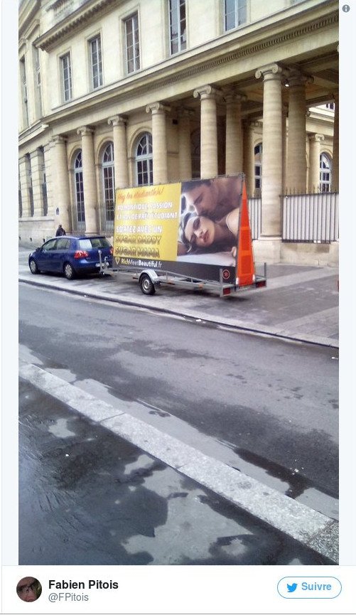 Πανό στα πανεπιστήμια διαφημίζουν τα Sugar baby -«Γίνετε πλούσιες, μην παίρνετε δάνεια!» [εικόνες] | iefimerida.gr 3