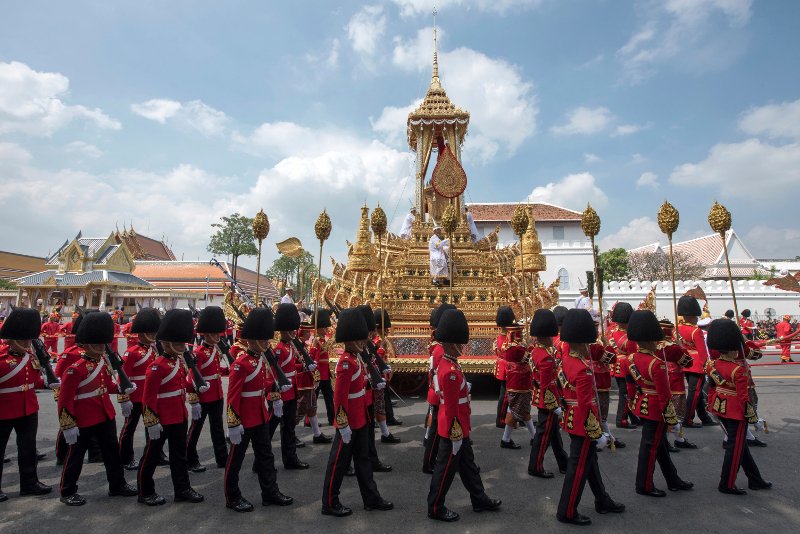 Η κηδεία των 90 εκατ. δολαρίων στην Ταϊλάνδη -Ενα χρόνο την ετοίμαζαν [εικόνες] | iefimerida.gr 0