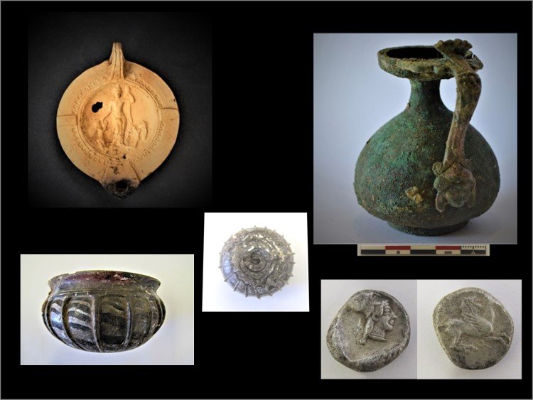 Νέα ευρήματα στην αρχαία Τενέα: 14 τάφοι, οστά με κοσμήματα, αγγεία, νομίσματα [εικόνες]  | iefimerida.gr 3