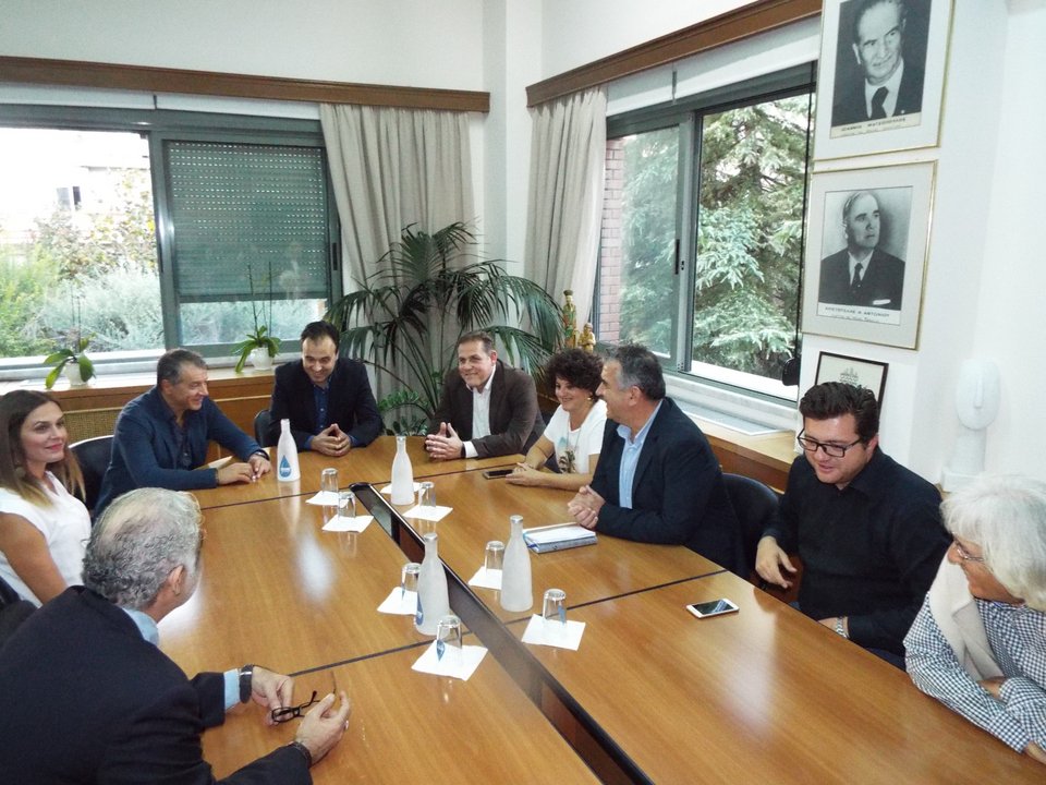 Θεοδωράκης από Τρίκαλα: Να μην αρνηθούμε τυφλά μετεκλογικές συνεργασίες [εικόνες] | iefimerida.gr 7