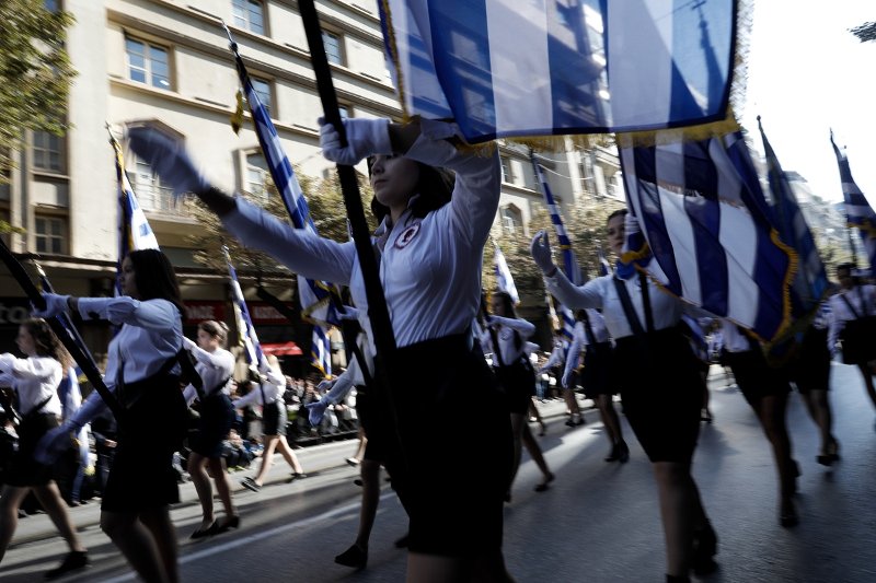 Η μαθητική παρέλαση της Θεσσαλονίκης σε 20 φωτογραφικά καρέ [εικόνες] | iefimerida.gr 14