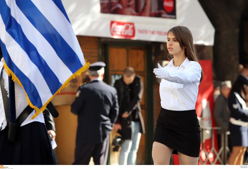 Η μαθητική παρέλαση της Θεσσαλονίκης σε 20 φωτογραφικά καρέ [εικόνες] | iefimerida.gr 18