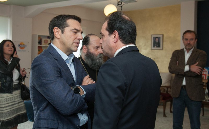 Ο Τσίπρας έπαιξε ποδόσφαιρο με τα παιδιά της «Αποστολής» στα Ιωάννινα [εικόνες] | iefimerida.gr 13