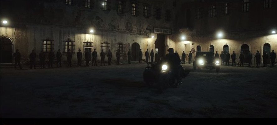 Η νέα ταινία του Βούλγαρη -Διαδραματίζεται στις ίδιες φυλακές με τα «Πέτρινα Χρόνια» [βίντεο]  | iefimerida.gr 4