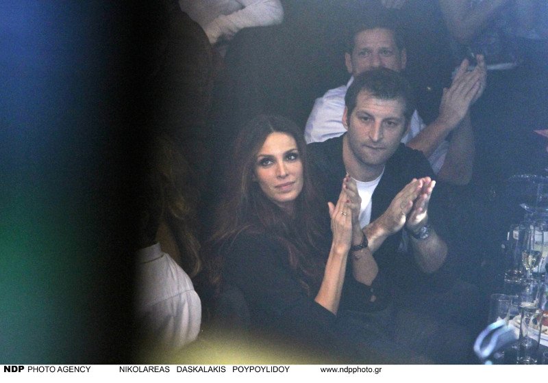 Γονείς για πρώτη φορά έγιναν Θοδωρής Παπαλουκάς και Βασιλική Τσεκούρα [εικόνες] | iefimerida.gr 0