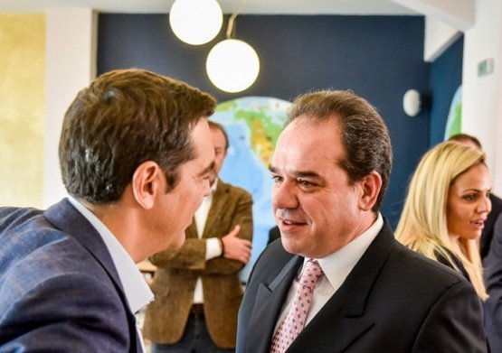 Ο Τσίπρας έπαιξε ποδόσφαιρο με τα παιδιά της «Αποστολής» στα Ιωάννινα [εικόνες] | iefimerida.gr 14