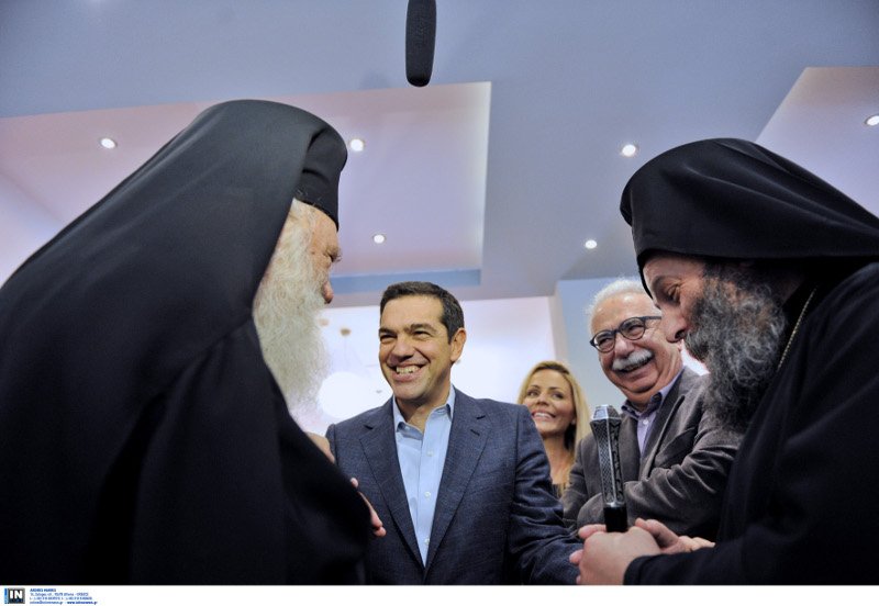 Ο Τσίπρας έπαιξε ποδόσφαιρο με τα παιδιά της «Αποστολής» στα Ιωάννινα [εικόνες] | iefimerida.gr 16