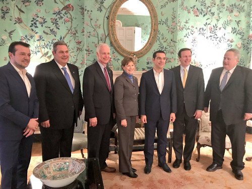 Συνάντηση Τσίπρα με μέλη της επιτροπής Εξωτερικών Υποθέσεων της αμερικανικής Γερουσίας -Στο Blair House [εικόνες] | iefimerida.gr 0