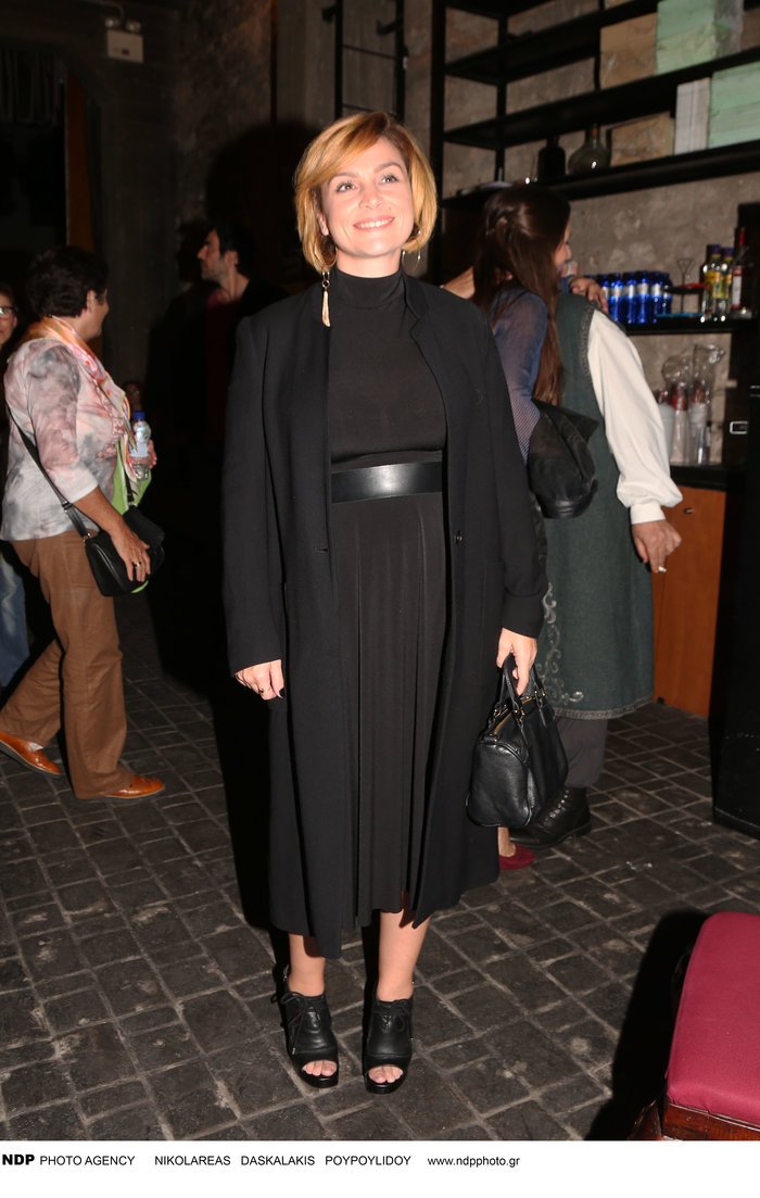 Ελεωνόρα Ζουγανέλη: Στο θέατρο με τον γοητευτικό σύντροφό της [εικόνες] | iefimerida.gr 0