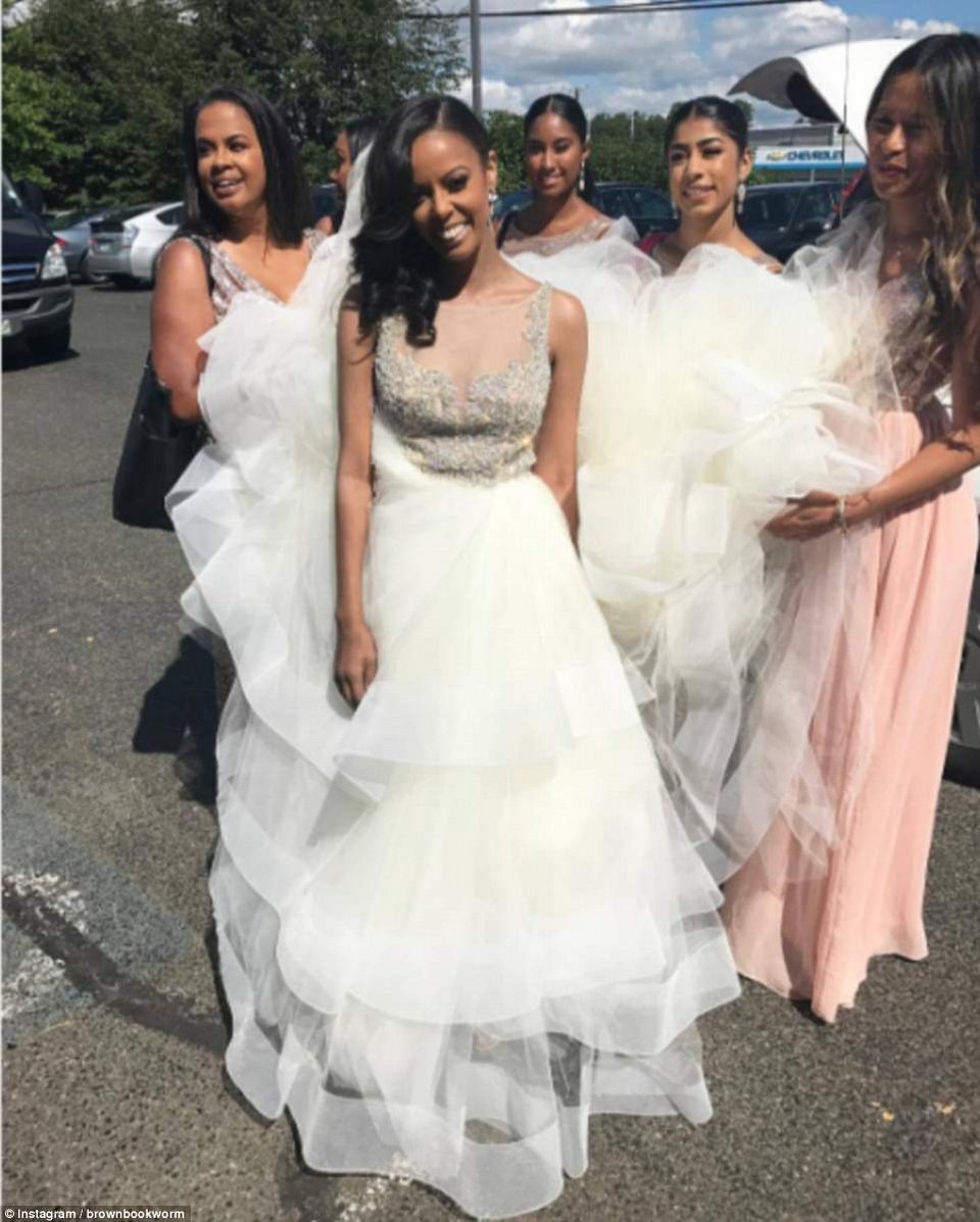 Ζωή σαν παραμύθι: «Κοινή θνητή» παντρεύτηκε τον πρίγκιπα της Αιθιοπίας -Τον γνώρισε σε κλαμπ, δεν είχε ιδέα ποιος ήταν [εικόνες] | iefimerida.gr 4