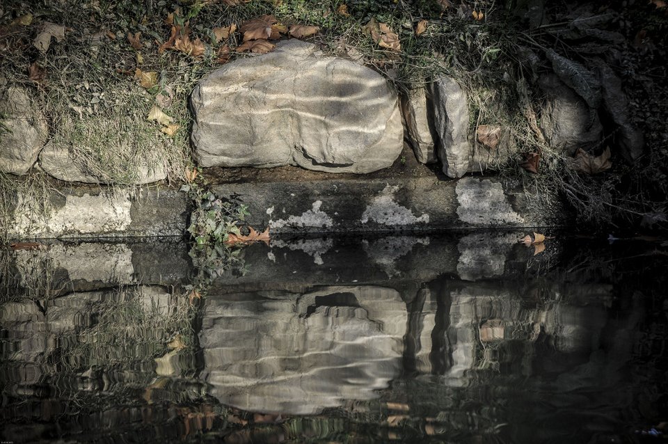 Υπόκλιση! Το μαγικό καθρέφτισμα στα νερά του Ληθαίου ποταμού [εικόνες] | iefimerida.gr 4