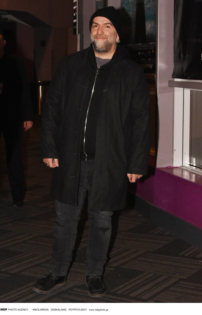 Αέρας Χόλιγουντ στην Αθήνα: Ο Ρόμπερτ Πάτινσον με τον Πάρι Κασιδόκωστα στην πρεμιέρα του Good Time [εικόνες] | iefimerida.gr 17