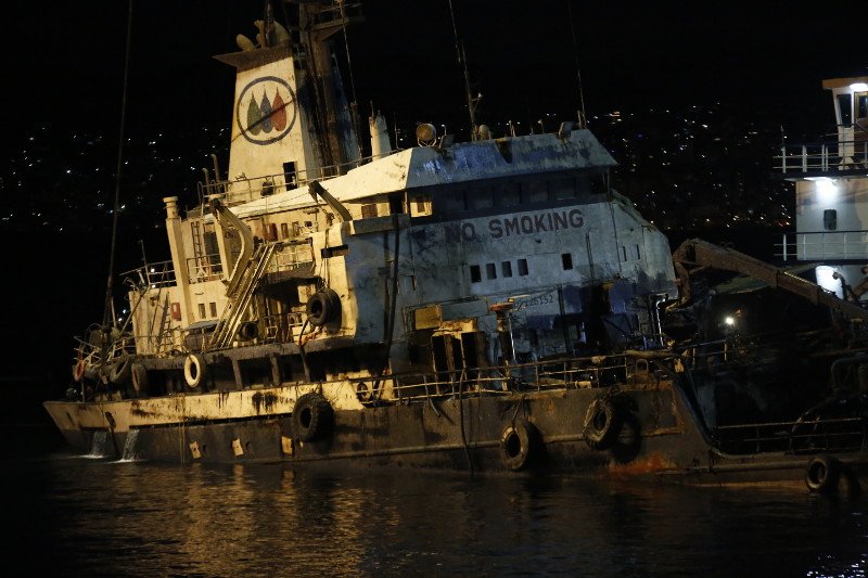 Σενάριο δολιοφθοράς στο «Αγία Ζώνη ΙΙ» -Αυτοψία έδειξε τρύπα στη λαμαρίνα [εικόνες] | iefimerida.gr 1