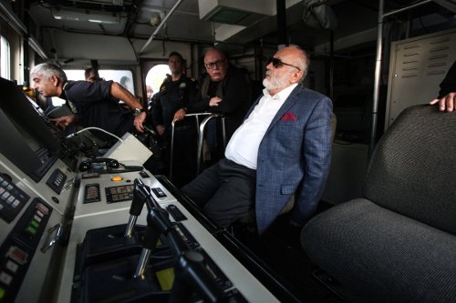 Kουρουμπλής για την ανέλκυση του «Αγία Ζώνη ΙΙ»: Πολύ ιδιαίτερη στιγμή, με σκέψεις και συναισθήματα [εικόνες]  | iefimerida.gr 0