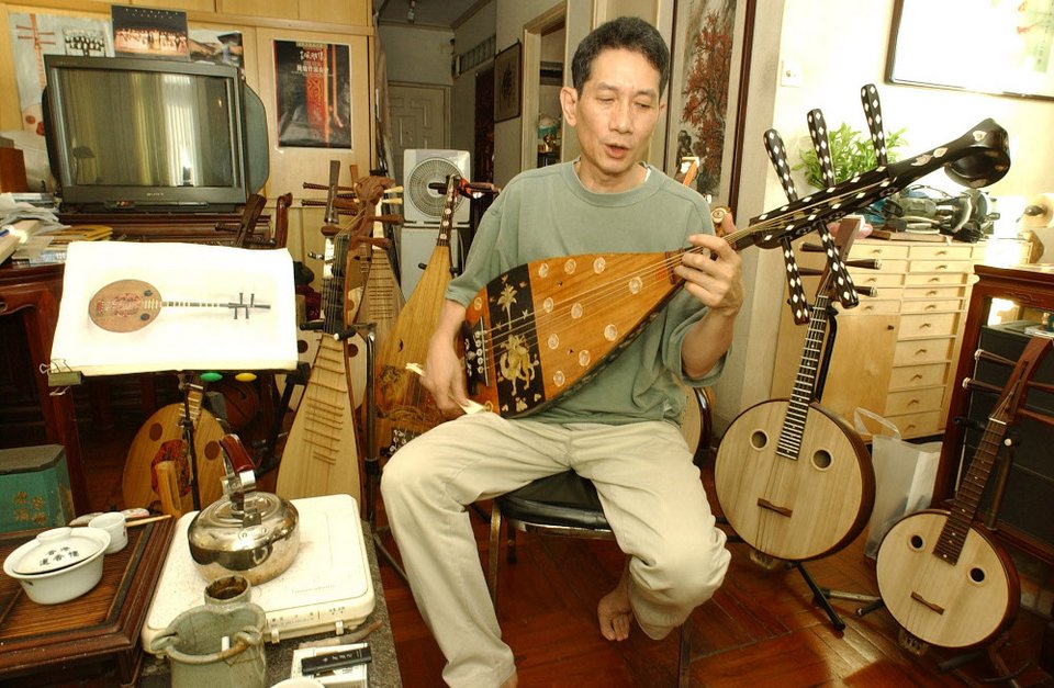 Oι Κινέζοι είναι σπουδαίοι κατασκευαστές λαούτου -Από το περίφημο δέντρο παυλώνια [εικόνες]   | iefimerida.gr 2