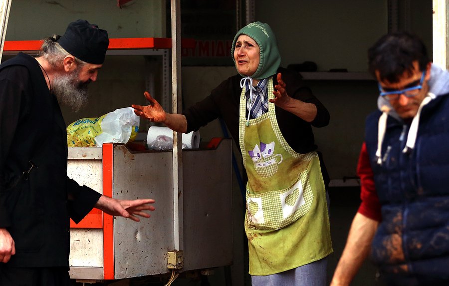 Απόγνωση στη Μάνδρα: «Πώς θα ορθοποδήσουμε;» αναρωτιούνται οι κάτοικοι [εικόνες] | iefimerida.gr 1