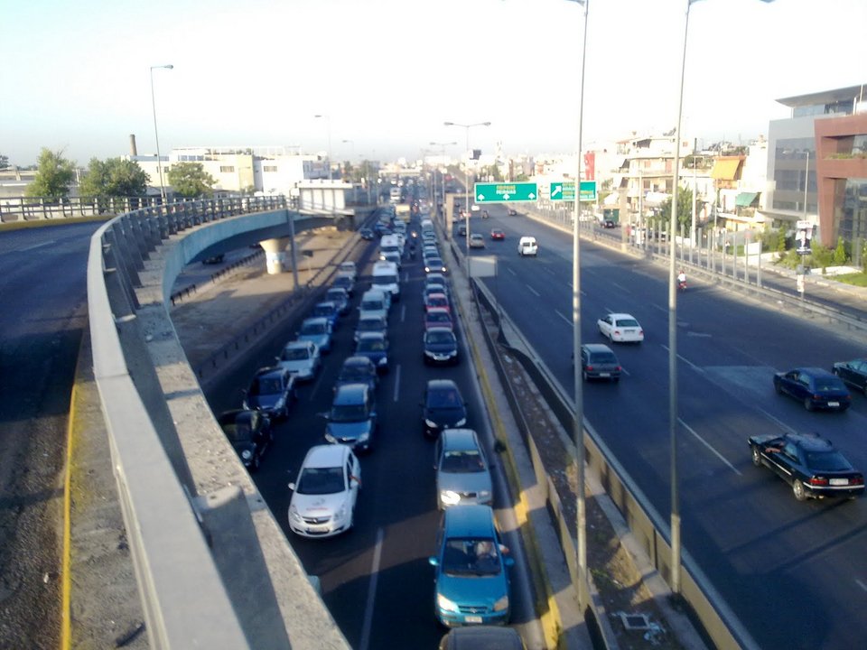 Πώς θα ήταν η Αθήνα αν είχε χτιστεί στις όχθες των ποταμών της [εικόνες] | iefimerida.gr 4