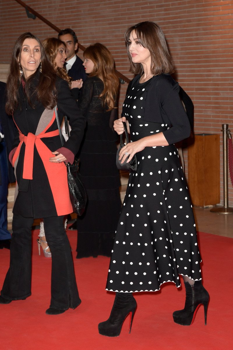 Μακρύ μαλλί τέλος για τη Μόνικα Μπελούτσι -Με συντηρητικό, βαρετό καρέ [εικόνες] | iefimerida.gr 3