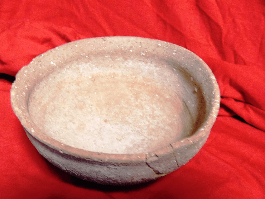 Αρχαιοκάπηλος είχε στην κατοχή του ανυπολόγιστης αξίας βυζαντινές εικόνες και αγγεία [εικόνες]  | iefimerida.gr 5