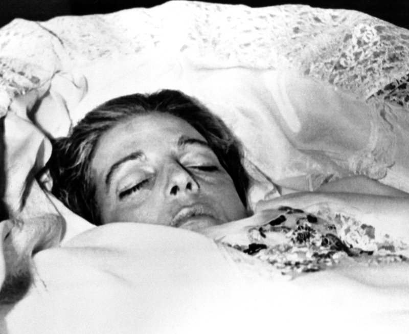 Η κατάρα των Ωνάσηδων: Τι συνέβη τη νύχτα που η Χριστίνα Ωνάση βρέθηκε νεκρή στην μπανιέρα της [εικόνες] | iefimerida.gr 2