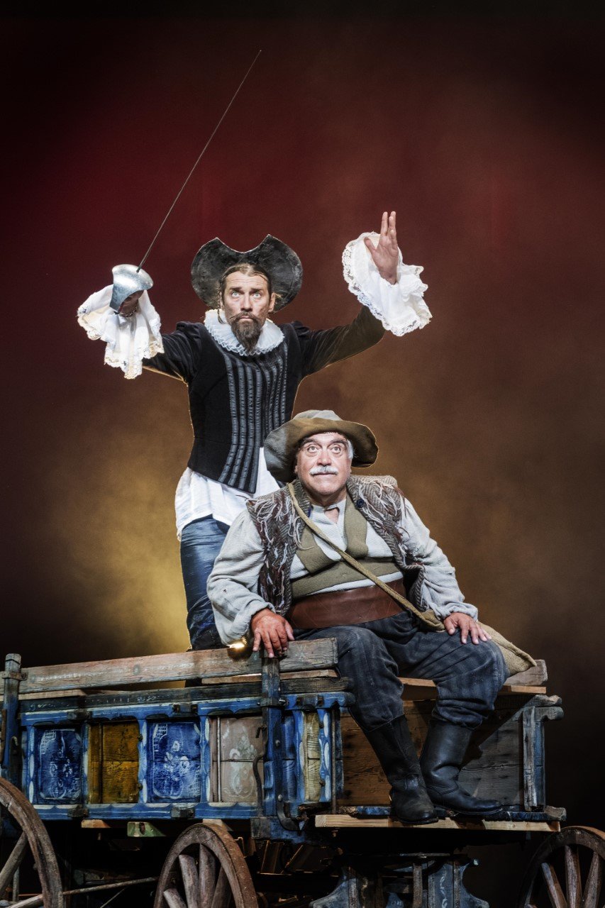 Ο Γιάννης Στάνκογλου ονειροπόλος Δον Κιχώτης -Σάντσο Πάντσα ο Δημήτρης Πιατάς [εικόνες]   | iefimerida.gr 0