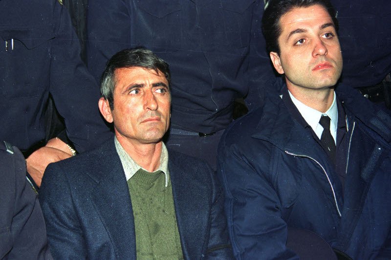 Μανώλης Δουρής: Καταδικάστηκε ως βιαστής και δολοφόνος του 6χρονου γιου του, βιάστηκε άγρια στη φυλακή, αυτοκτόνησε [εικόνες & βίντεο] | iefimerida.gr 0