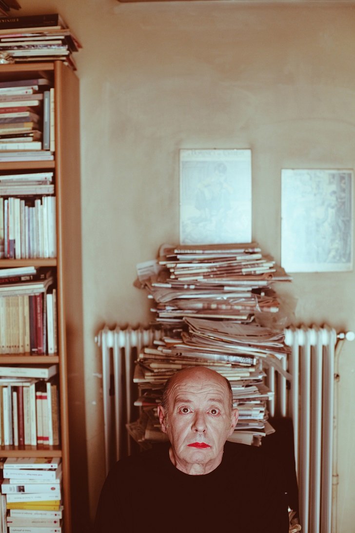 Βασίλης Παπαβασιλείου: Μετά το 1ο Βραβείο Ανδρικής Ερμηνείας υποδύεται την Ελένη [βίντεο]  | iefimerida.gr 2