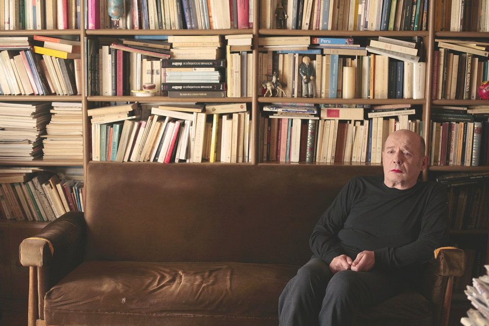 Βασίλης Παπαβασιλείου: Μετά το 1ο Βραβείο Ανδρικής Ερμηνείας υποδύεται την Ελένη [βίντεο]  | iefimerida.gr 0