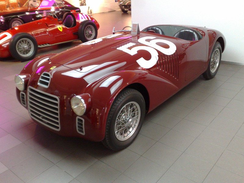 Από την πρώτη Ferrari το 1947 μέχρι σήμερα- Τα super sport αυτοκίνητα σε έκθεση στο Λονδίνο [εικόνες &βίντεο] | iefimerida.gr 3