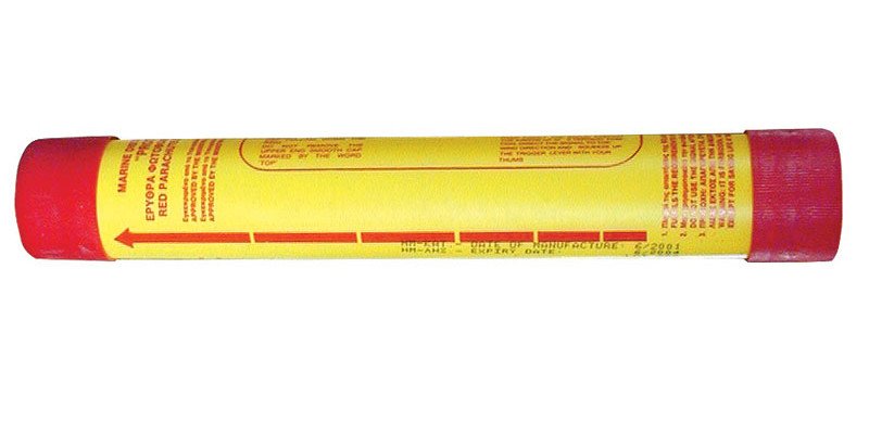 Πώς οι φωτοβολίδες που σώζουν ναυτικούς μετατρέπονται σε φονικά όπλα από τους κουκουλοφόρους [εικόνες & βίντεο] | iefimerida.gr 1