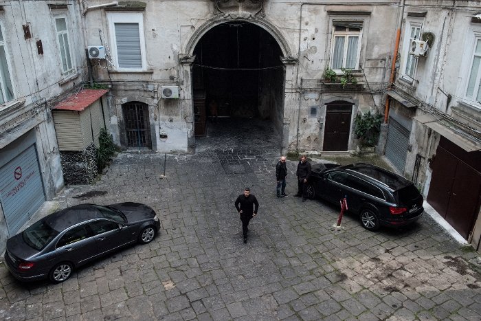 «Gomorrah III»: Ο νέος κύκλος της επιτυχημένης σειράς κάνει πρεμιέρα μόνο στη Nova [εικόνες & βίντεο] | iefimerida.gr 1