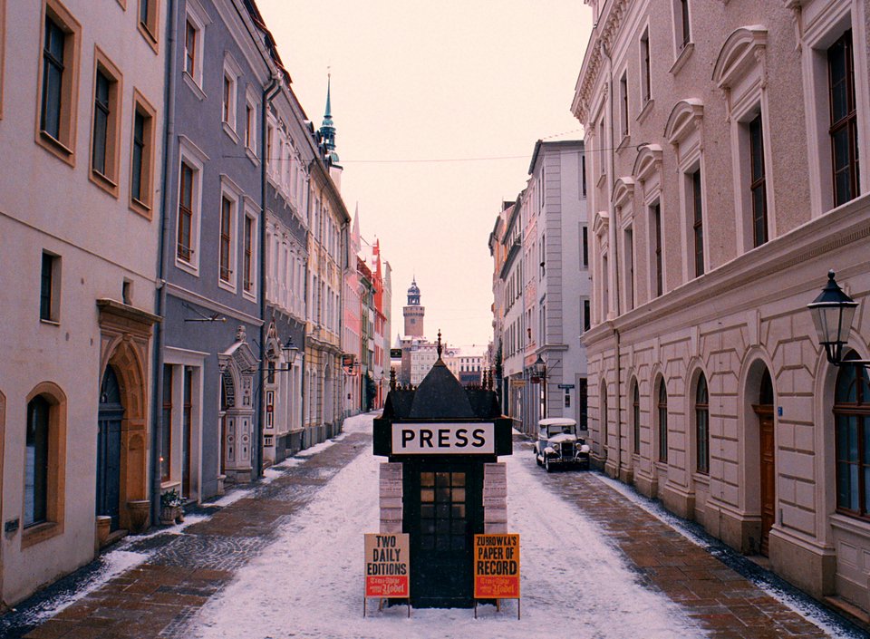 Σε αυτή τη μικρή, άγνωστη, αλλά πανέμορφη ευρωπαϊκή πόλη γυρίζει το Χόλιγουντ τις ταινίες του [εικόνες] | iefimerida.gr 15