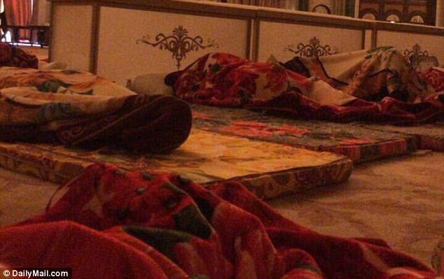 Σ. Αραβία: «Βασανίζουν» τους κρατούμενους πρίγκιπες -«Κρέμασαν ανάποδα» τον δισεκατομμυριούχο πρίγκιπα Αλ Ουαλίντ | iefimerida.gr 1