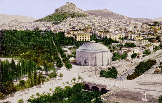 Πώς θα ήταν η Αθήνα αν είχε χτιστεί στις όχθες των ποταμών της [εικόνες] | iefimerida.gr 7