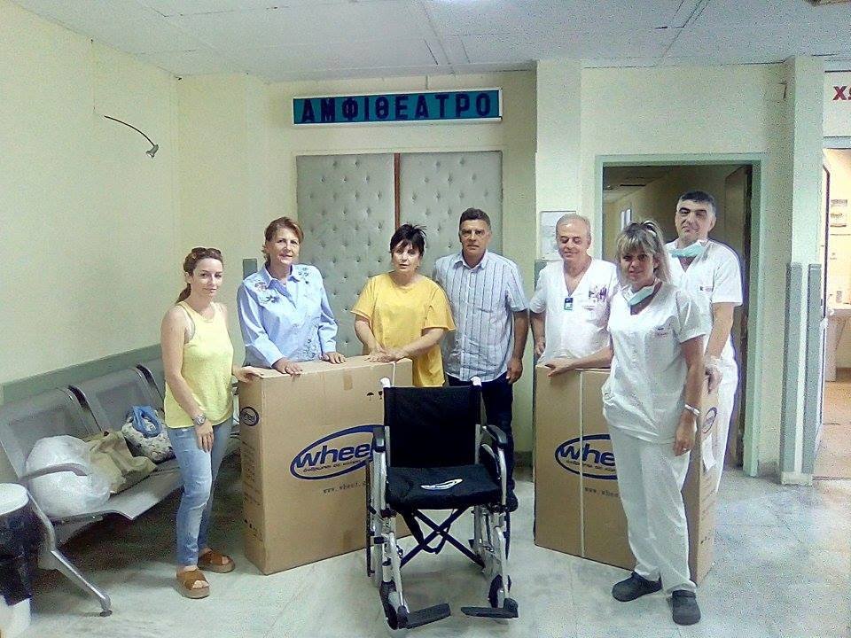 Μάζεψαν 1 τόνο πλαστικά καπάκια και δωρίζουν στο Ιπποκράτειο ένα αναπηρικό αμαξίδιο [εικόνες]  | iefimerida.gr 0