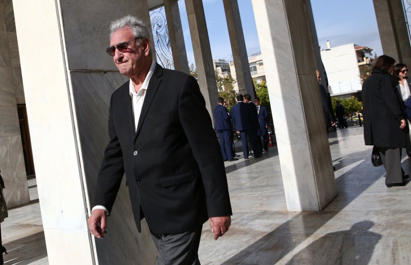 Το τελευταίο αντίο στον Γιάννη Καψή -Ηταν όλοι εκεί [εικόνες] | iefimerida.gr 21