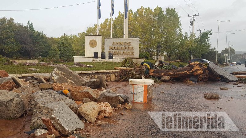 Δεν χωράει ανθρώπινος νους αυτό που συνέβη στη Μάνδρα -Απόλυτη καταστροφή | iefimerida.gr 0