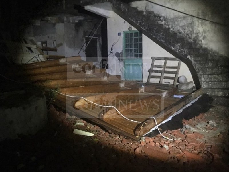 Καταστροφές στην Κέρκυρα από την κακοκαιρία -57χρονος πήγε για διακοπές και έχασε τη ζωή του [εικόνες] | iefimerida.gr 2