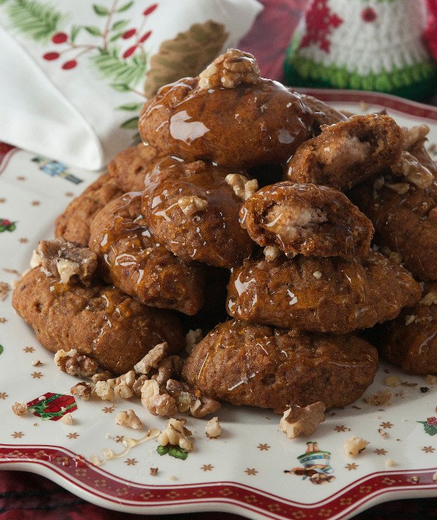 Αυτές είναι οι τρεις πιο δημοφιλείς συνταγές για μελομακάρονα στο Ιντερνετ [εικόνες] | iefimerida.gr 1