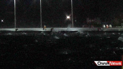 Προβλήματα στο Μεσολόγγι από την κακοκαιρία -Ξεριζώθηκαν δέντρα στο κέντρο της πόλης [εικόνες] | iefimerida.gr 1