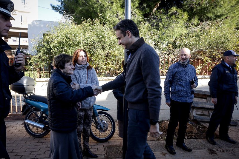 Μητσοτάκης από τη Μάνδρα: Απόλυτη προτεραιότητα για τη ΝΔ τα αντιπλημμυρικά έργα | iefimerida.gr 2