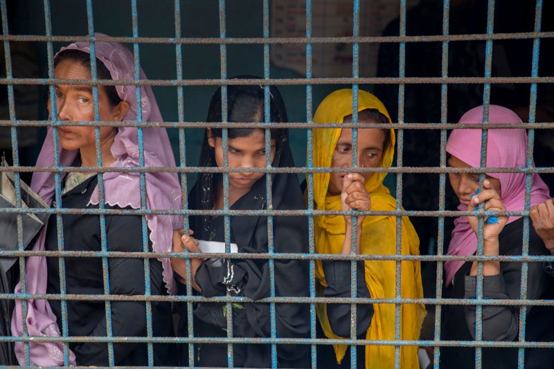 ΟΗΕ: Ο στρατός της Μιανμάρ βίαζε συστηματικά γυναίκες Ροχίνγκια [εικόνες] | iefimerida.gr 2