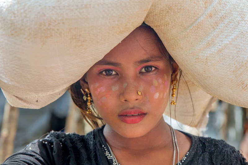 ΟΗΕ: Ο στρατός της Μιανμάρ βίαζε συστηματικά γυναίκες Ροχίνγκια [εικόνες] | iefimerida.gr 0