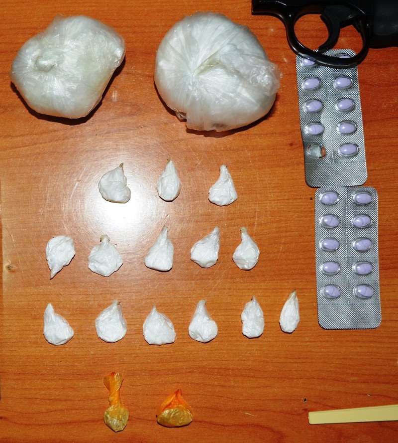 Καλαμάτα: 8 συλλήψεις μελών σπείρας που διακινούσε ναρκωτικά- Ψάχνουν ακόμα 2 [εικόνες] | iefimerida.gr 1