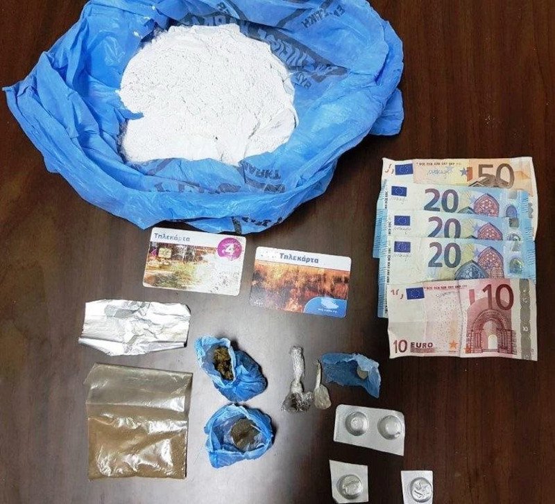 Εξαρθρώθηκε εγκληματική οργάνωση που διακινούσε ναρκωτικά στην Αθήνα -Ο ταξιτζής που μοίραζε χασίς [εικόνες] | iefimerida.gr 1