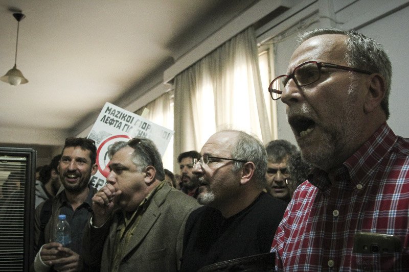 Συγκέντρωση νοσοκομειακών γιατρών στο υπουργείο Υγείας [εικόνες] | iefimerida.gr 5