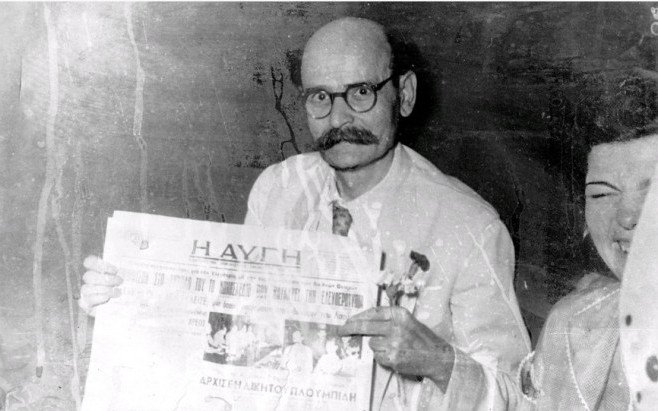 Νίκος Πλουμπίδης: Οταν το ΚΚΕ τον αποκήρυσσε ως «χαφιέ» -Εκτελέστηκε τραγουδώντας την «Διεθνή» [εικόνες] | iefimerida.gr 4